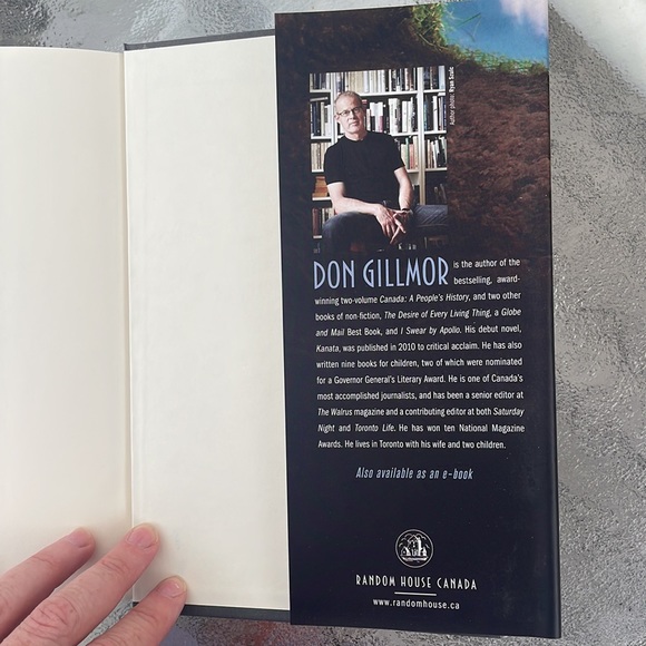 Mount Pleasant - Don Gilmor. Hardcover. Fiction. - Picture 4 of 8